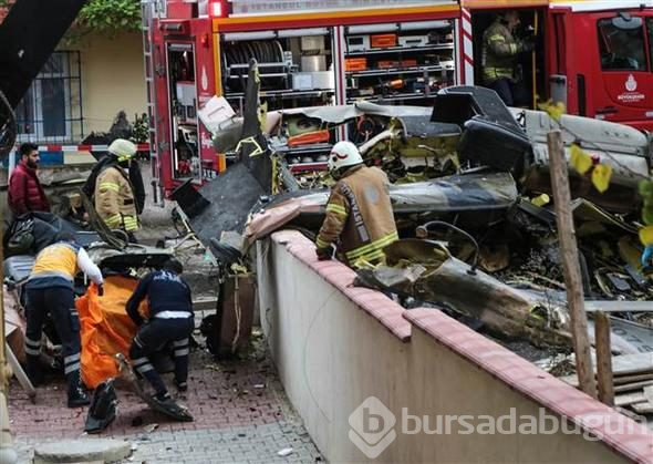 İstanbul'da askeri helikopter düştü
