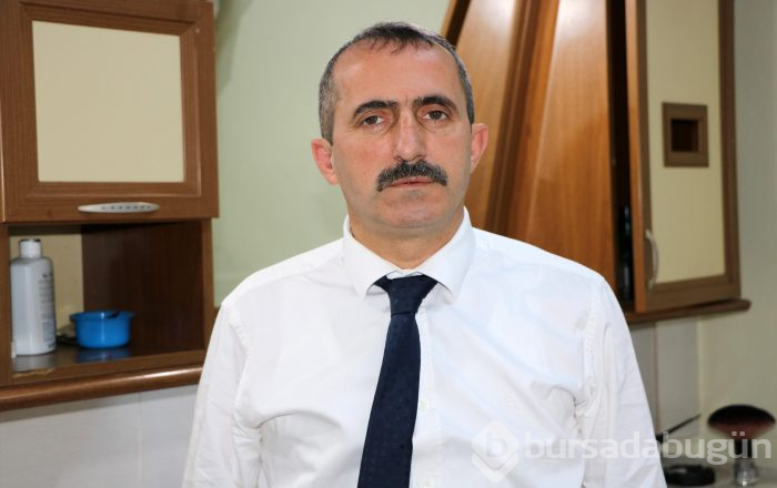 Yarasa berber, görenleri hayrete düşürüyor
