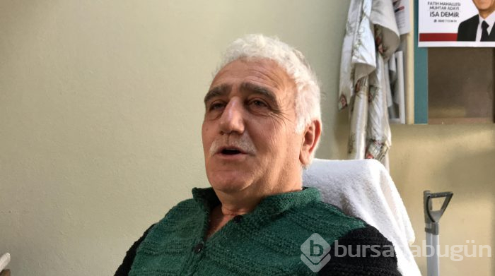 Yarasa berber, görenleri hayrete düşürüyor

