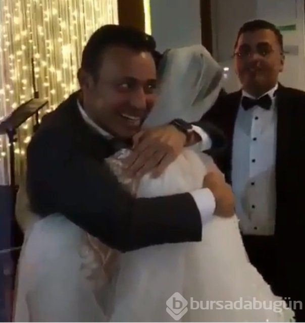 Mustafa Sandal'dan hayranına büyük jest
