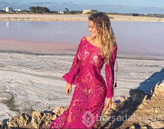 Ünlü sunucunun çıplak fotoğraflarını sızdırdılar
