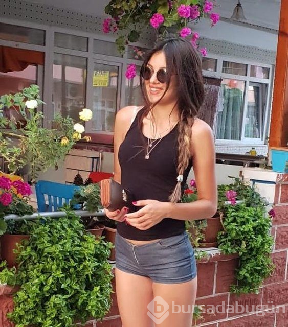 Dilara Karakuş: Annem kapalı diye sosyal medyada çok tepki aldık
