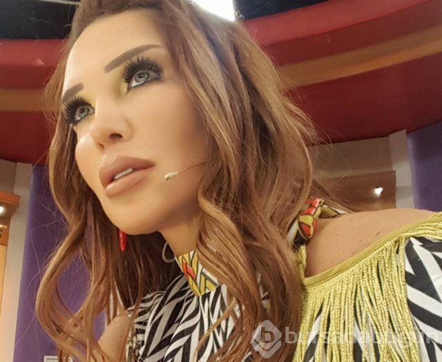 Seren Serengil ve Deniz Akkaya küfürbaz takipçileri affetmedi
