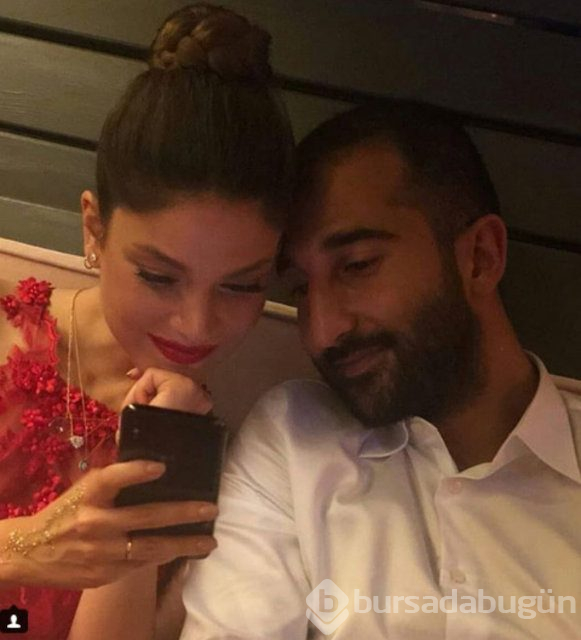 Volkan Babacan eşi Hilal Özdemir Babacan'ın doğum gününü kutladı
