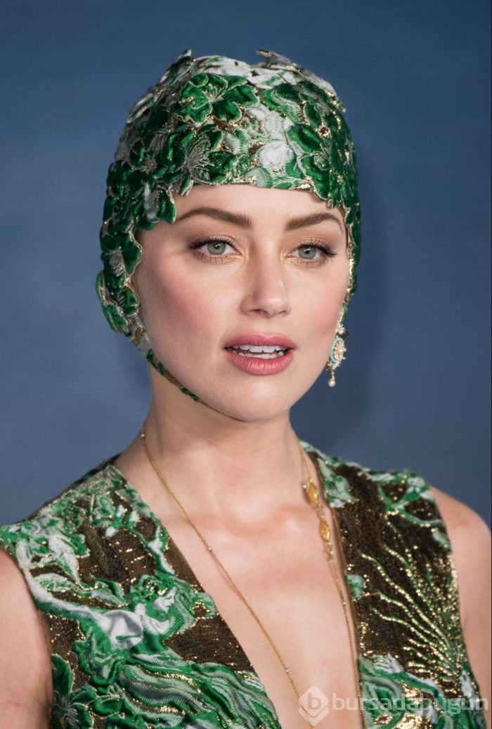 Amber Heard, Aquaman galasında denizkızı oldu