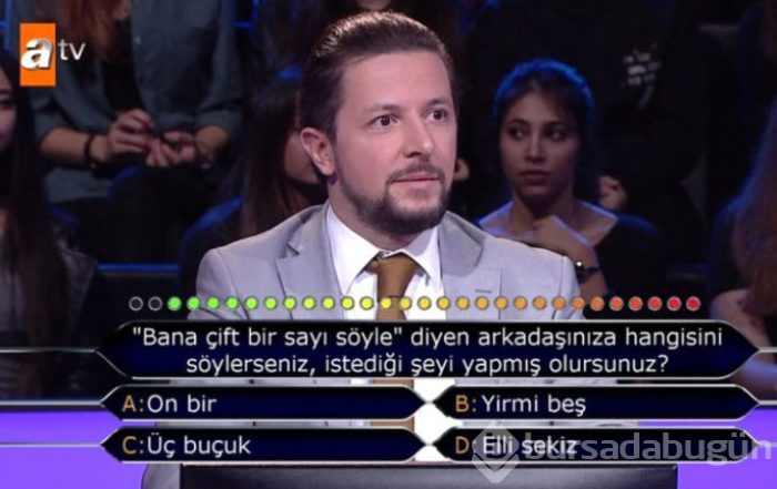 İlk soruda seyirciye sordu! Murat Yıldırım'ı gülme krizine soktu
