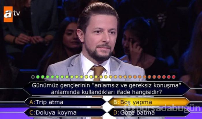 İlk soruda seyirciye sordu! Murat Yıldırım'ı gülme krizine soktu

