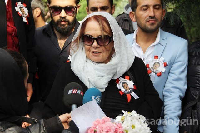 Muhterem Nur 'Müslüm'ü bir kez daha izleyecek
