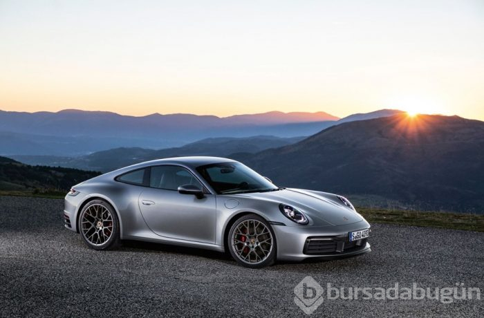 Yeni Porsche 911: Daha güçlü, daha hızlı ve daha dijital