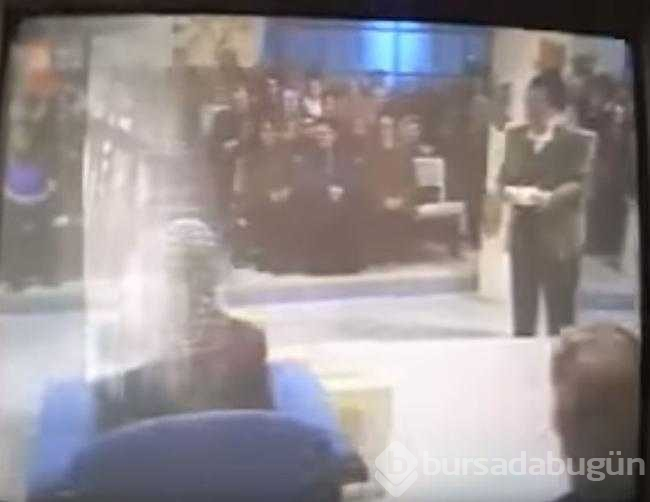 90'ların unutulmaz ismiydi. Ayşe Özgün şimdi ne yapıyor?
