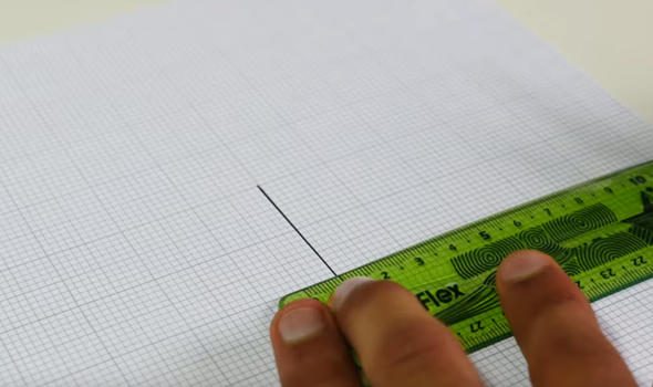 30 dakika uğraştı, CD kabını bakın neye dönüştürdü?
