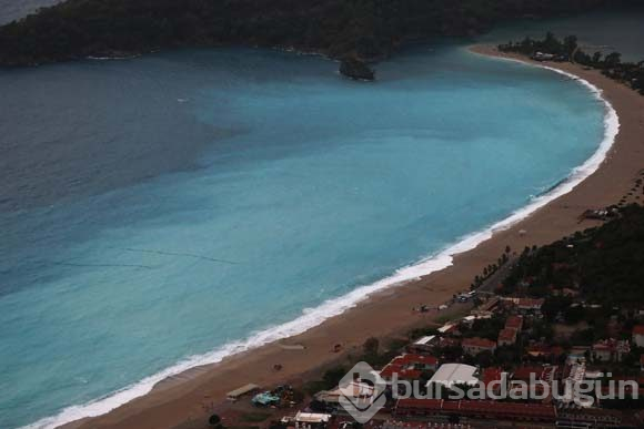 Muğla'da deniz bu hale geldi! Görenler akın etti...
