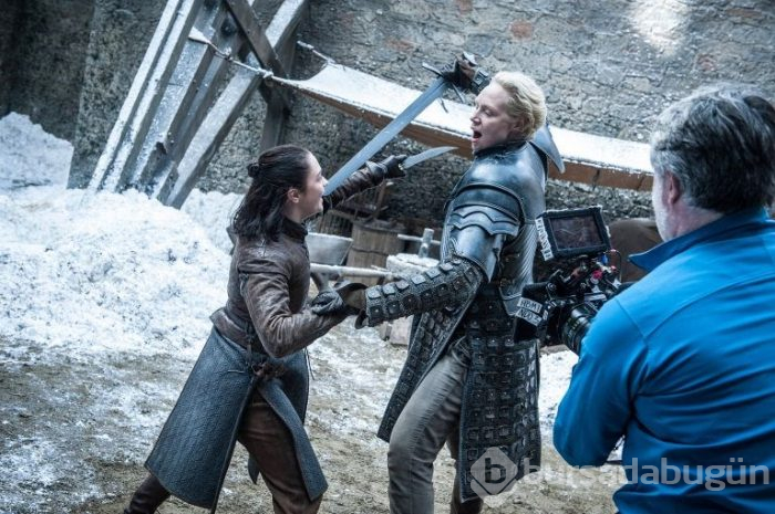 Game of Thrones'tan eğlenceli kamera arkası görüntüleri