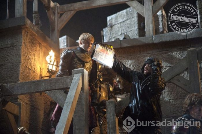 Game of Thrones'tan eğlenceli kamera arkası görüntüleri