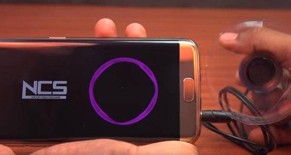 Pet şişeyi kesti, telefonuna öyle bir şey yaptı ki...
