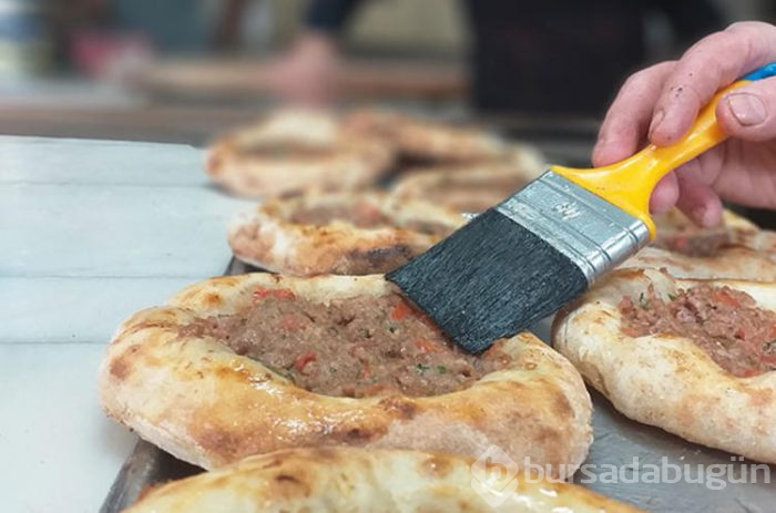 Bursalıların pazar kahvaltısı lezzeti cantık... Bir seferde 10 tane yiyebilenden para alınmıyor
