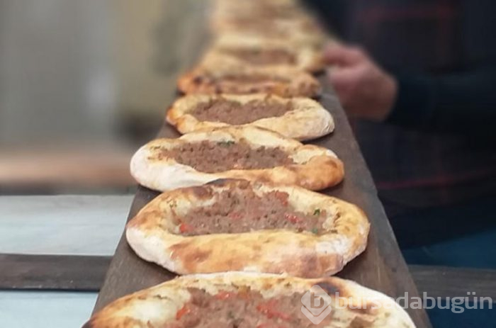 Bursalıların pazar kahvaltısı lezzeti cantık... Bir seferde 10 tane yiyebilenden para alınmıyor
