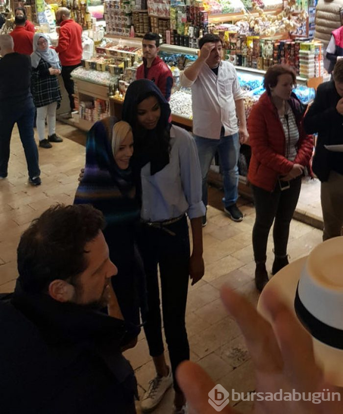 Charlie'nin Melekleri Mısır Çarşısı'nda
