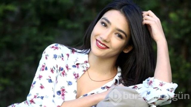 Oyuncu Aybüke Pusat'ın nasıl ünlü olduğu ortaya çıktı
