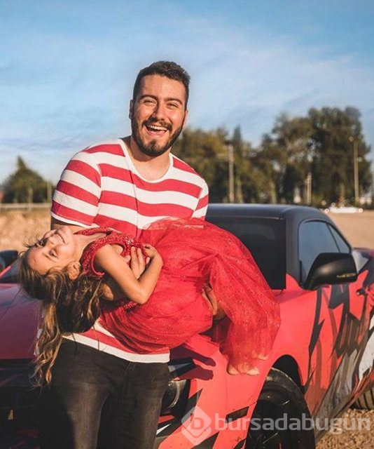 Enes Batur'a bir şok daha!
