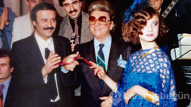 Selami Şahin ile Didem Şahin'in nişan yüzüklerini Zeki Müren takmış
