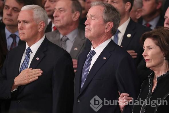 Baba Bush için anma töreni