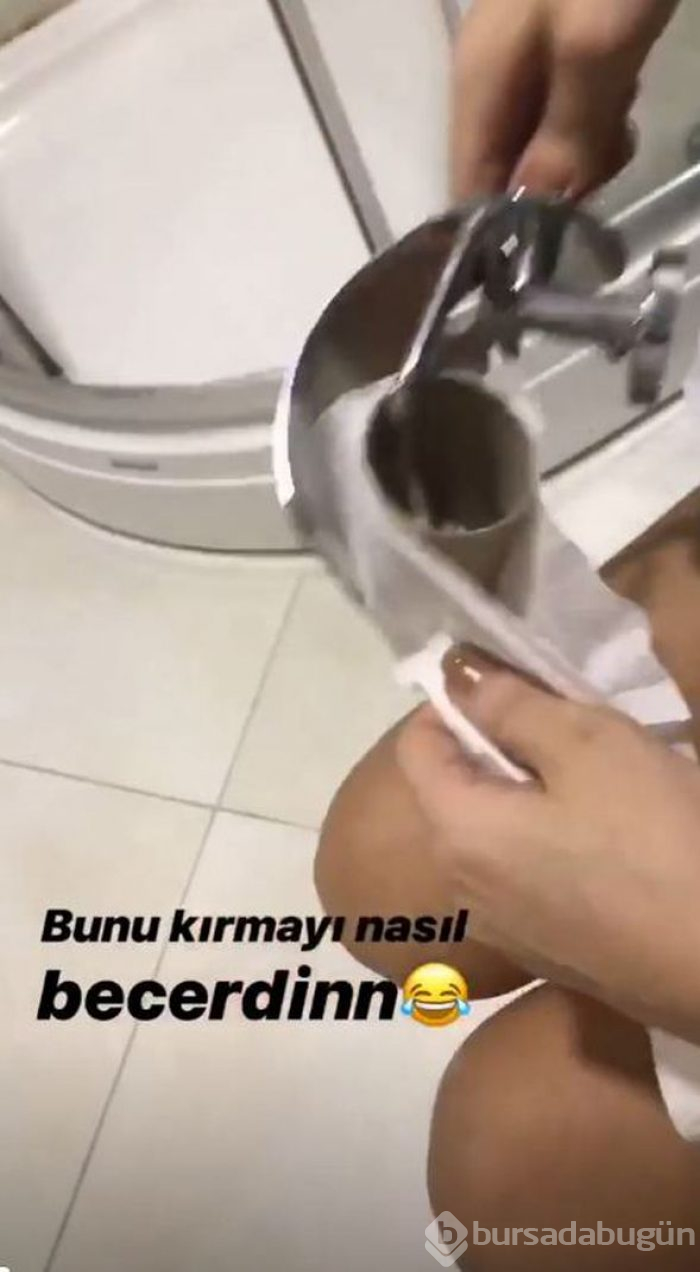 Merve Taşkın tuvaletten paylaştı
