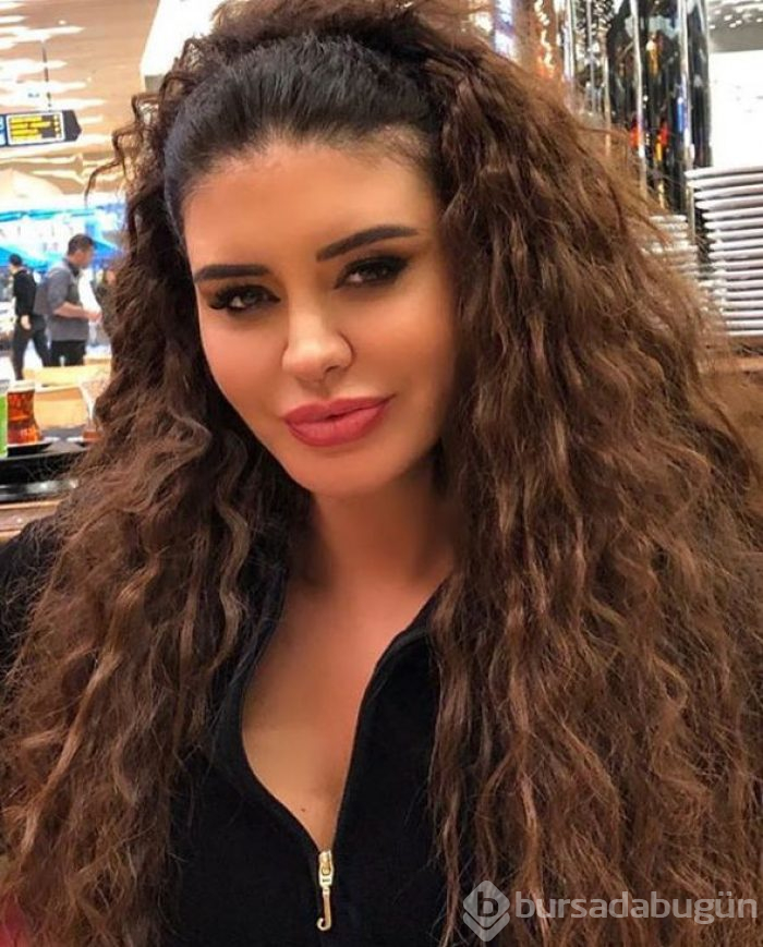Ebru Polat yataktan video paylaştı
