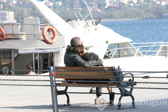 Can Bonomo Öykü Karayel çiftinden romantik paylaşım

