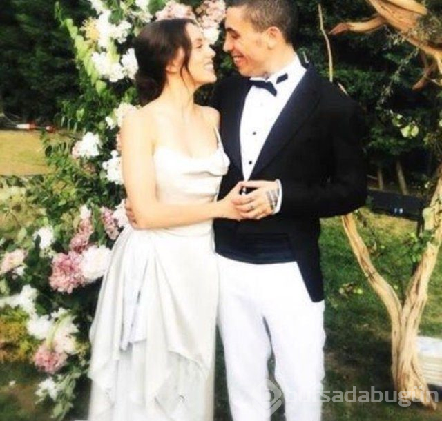 Can Bonomo Öykü Karayel çiftinden romantik paylaşım
