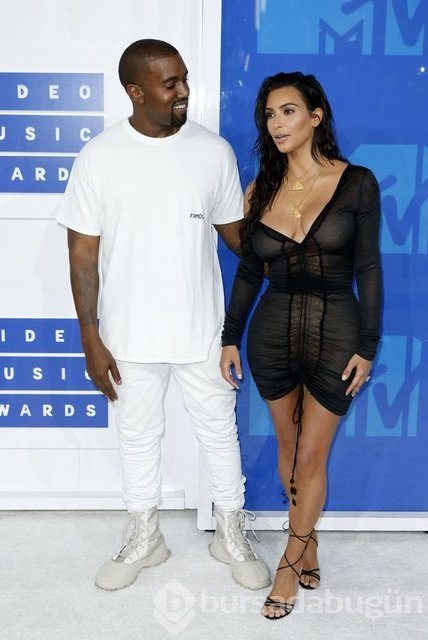 Kim Kardashian'ın eşi Kanye West özür diledi
