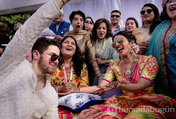 Priyanka Chopra'nın 22 metre duvaklı gelinliği