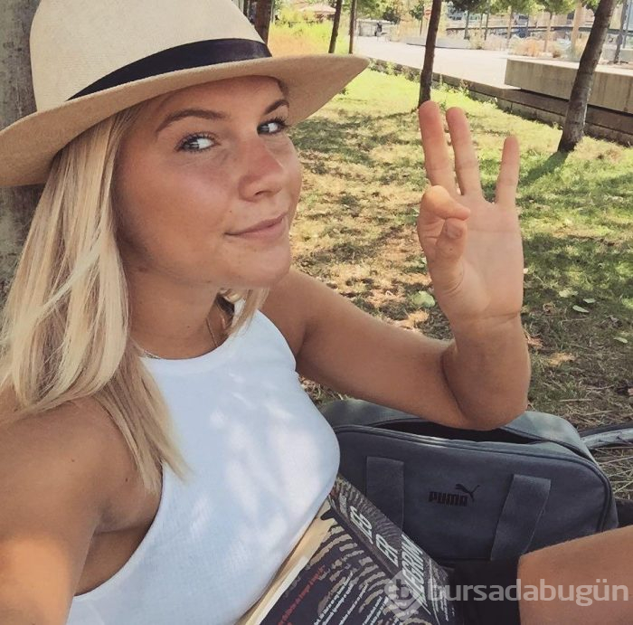 Cinsiyet ayrımı sadece ödül töreni ile kısıtlı değil... Kadın futbolunun Messi'si Ada Hegerberg'in maaşı şaşırttı!
