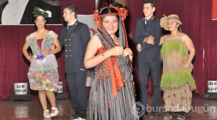 Hakan Akkaya engelli çocuklar için defile düzenledi
