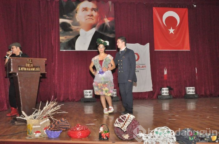 Hakan Akkaya engelli çocuklar için defile düzenledi
