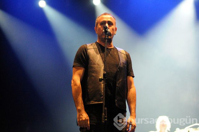 Haluk Levent sözünü tuttu
