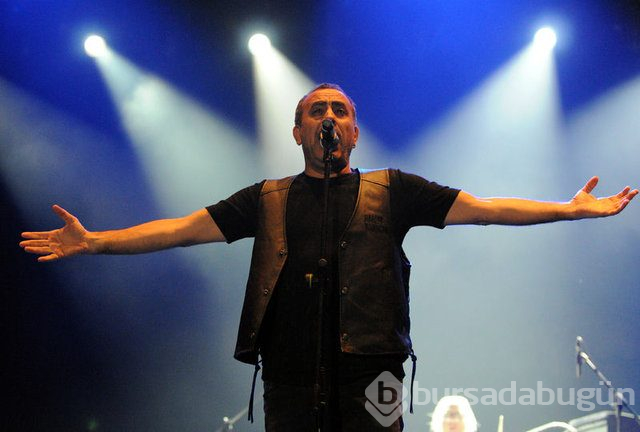 Haluk Levent sözünü tuttu
