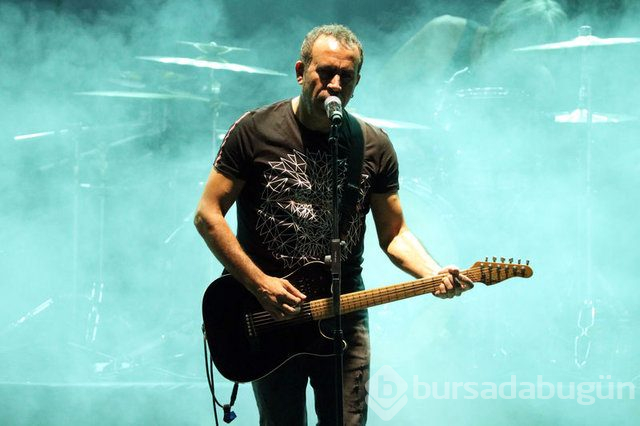 Haluk Levent sözünü tuttu
