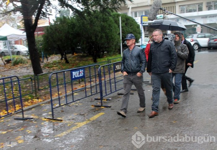 Sean Penn Cemal Kaşıkçı belgeseli için Türkiye'de