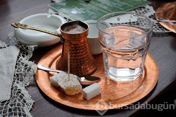 Türk kahvesini en çok Egeliler içiyor (Dünya Türk kahvesi günü)