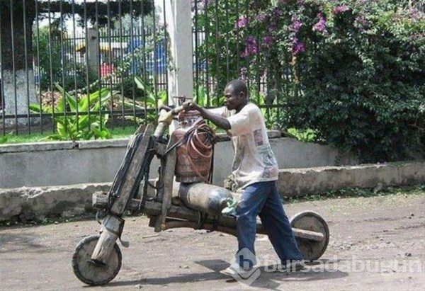 Afrika'da sıradan bir gün...