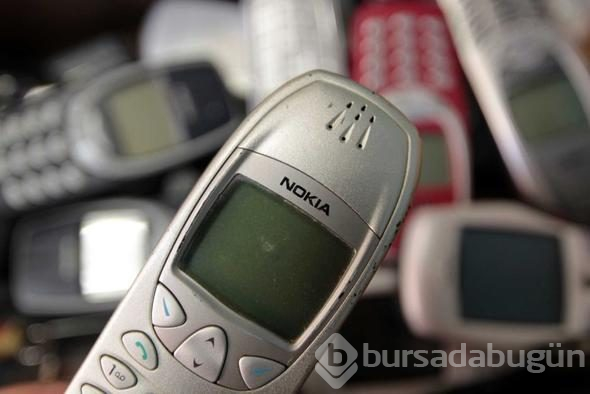 Eski telefonunun içindeki 'şey' kıymete bindi!
