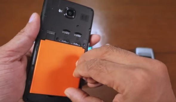 Eski telefonunun içindeki 'şey' kıymete bindi!
