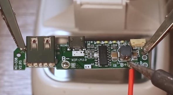Eski telefonunun içindeki 'şey' kıymete bindi!
