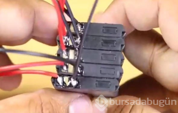 Eski telefonunun içindeki 'şey' kıymete bindi!
