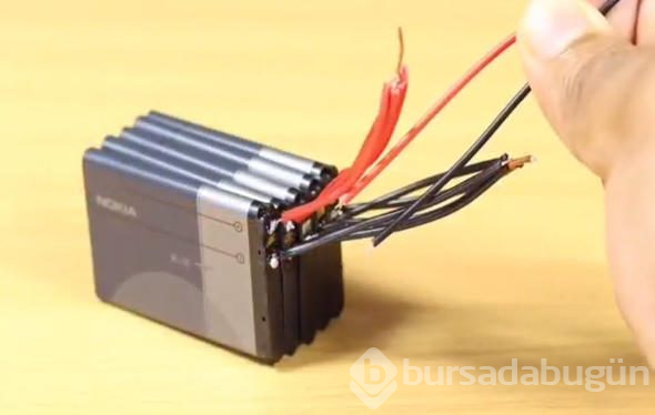 Eski telefonunun içindeki 'şey' kıymete bindi!

