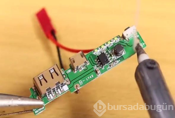 Eski telefonunun içindeki 'şey' kıymete bindi!
