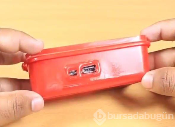 Eski telefonunun içindeki 'şey' kıymete bindi!
