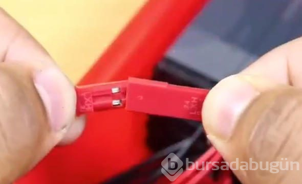 Eski telefonunun içindeki 'şey' kıymete bindi!
