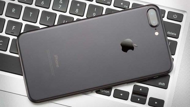 Apple'dan tepki çeken iPhone hatası